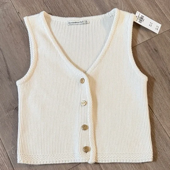 NWT Abercrombie Sweater Vest - Picture 1 of 6